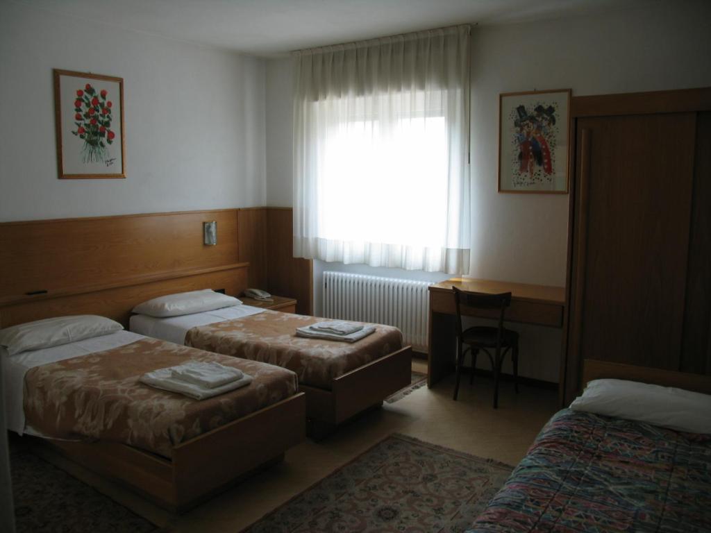 Hotel Oasi Τρέντο Εξωτερικό φωτογραφία