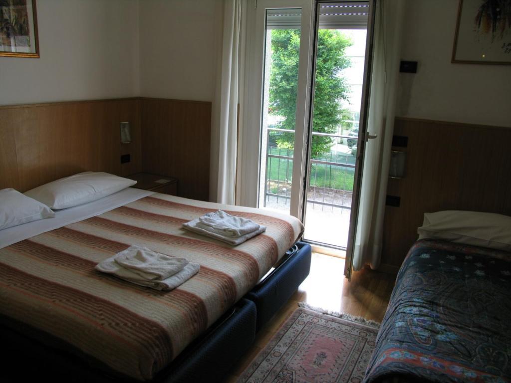 Hotel Oasi Τρέντο Εξωτερικό φωτογραφία