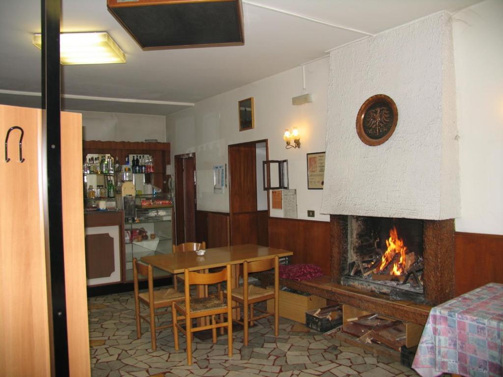 Hotel Oasi Τρέντο Εξωτερικό φωτογραφία